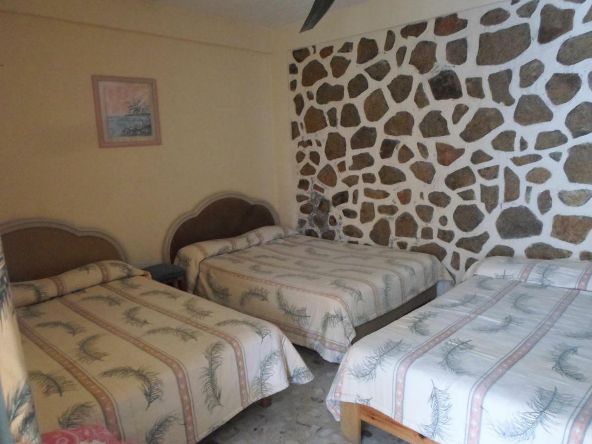 Casa De Huespedes Santa Fe Acapulco Hotell Exteriör bild