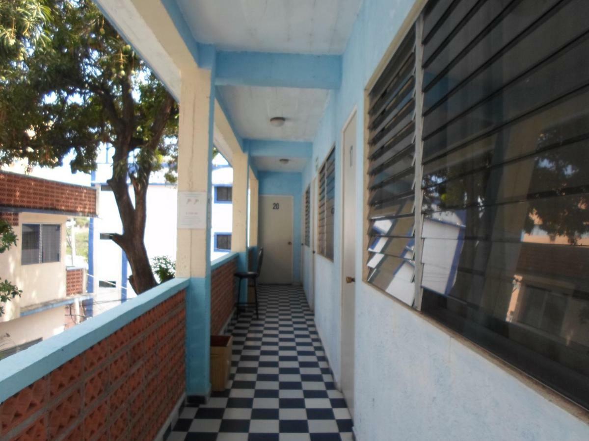Casa De Huespedes Santa Fe Acapulco Hotell Exteriör bild
