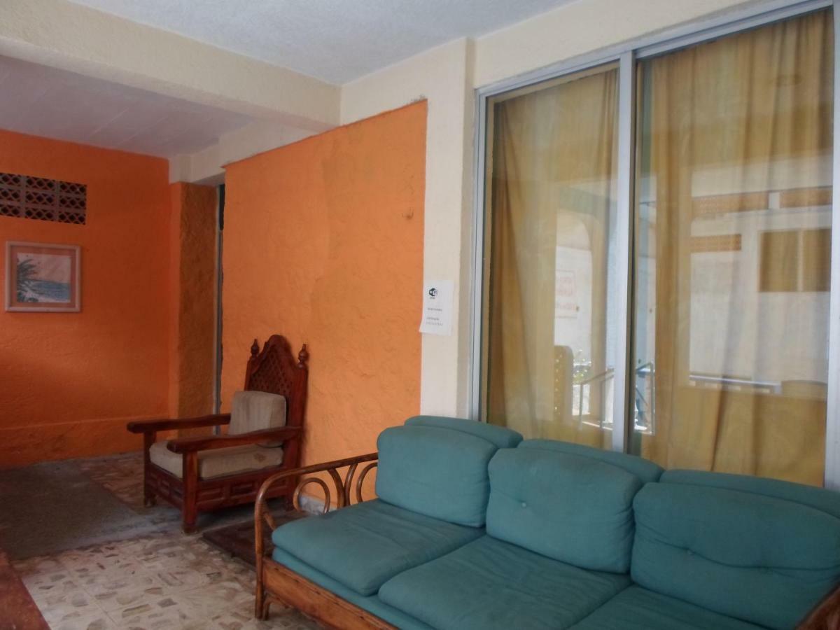 Casa De Huespedes Santa Fe Acapulco Hotell Exteriör bild