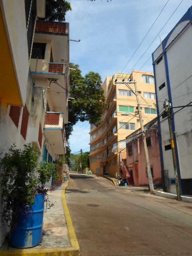 Casa De Huespedes Santa Fe Acapulco Hotell Exteriör bild